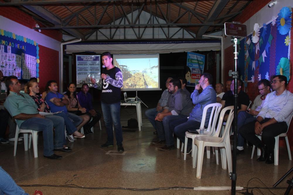 Prefeito Luan - Escola Hélio Jones 